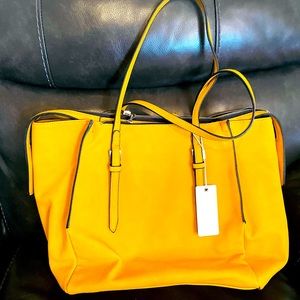 Beautiful leather urban bag